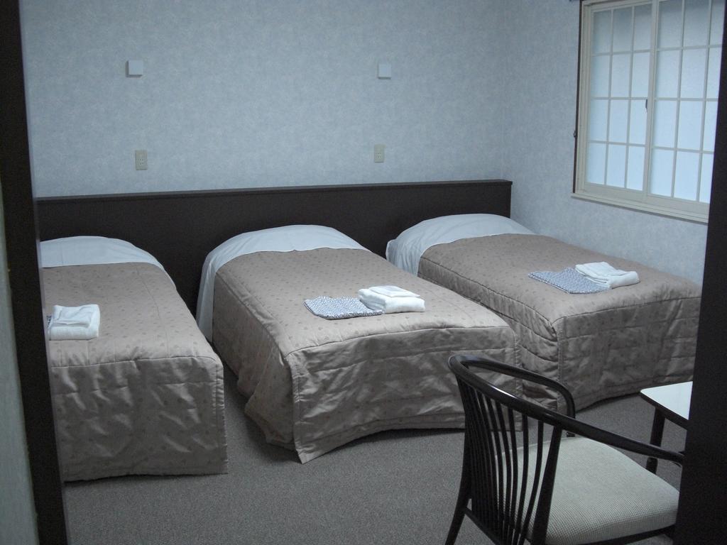 Akakura Yours Inn Myoko Bagian luar foto
