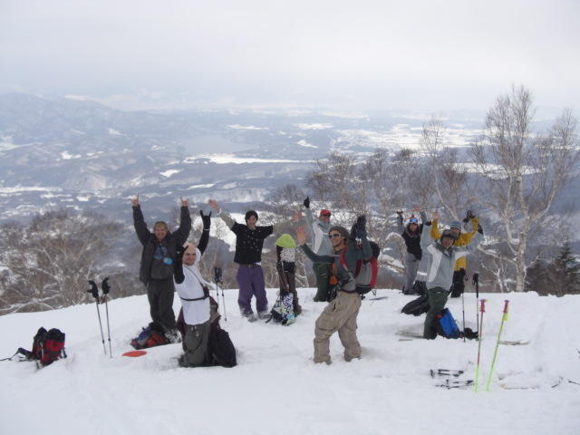 Akakura Yours Inn Myoko Bagian luar foto