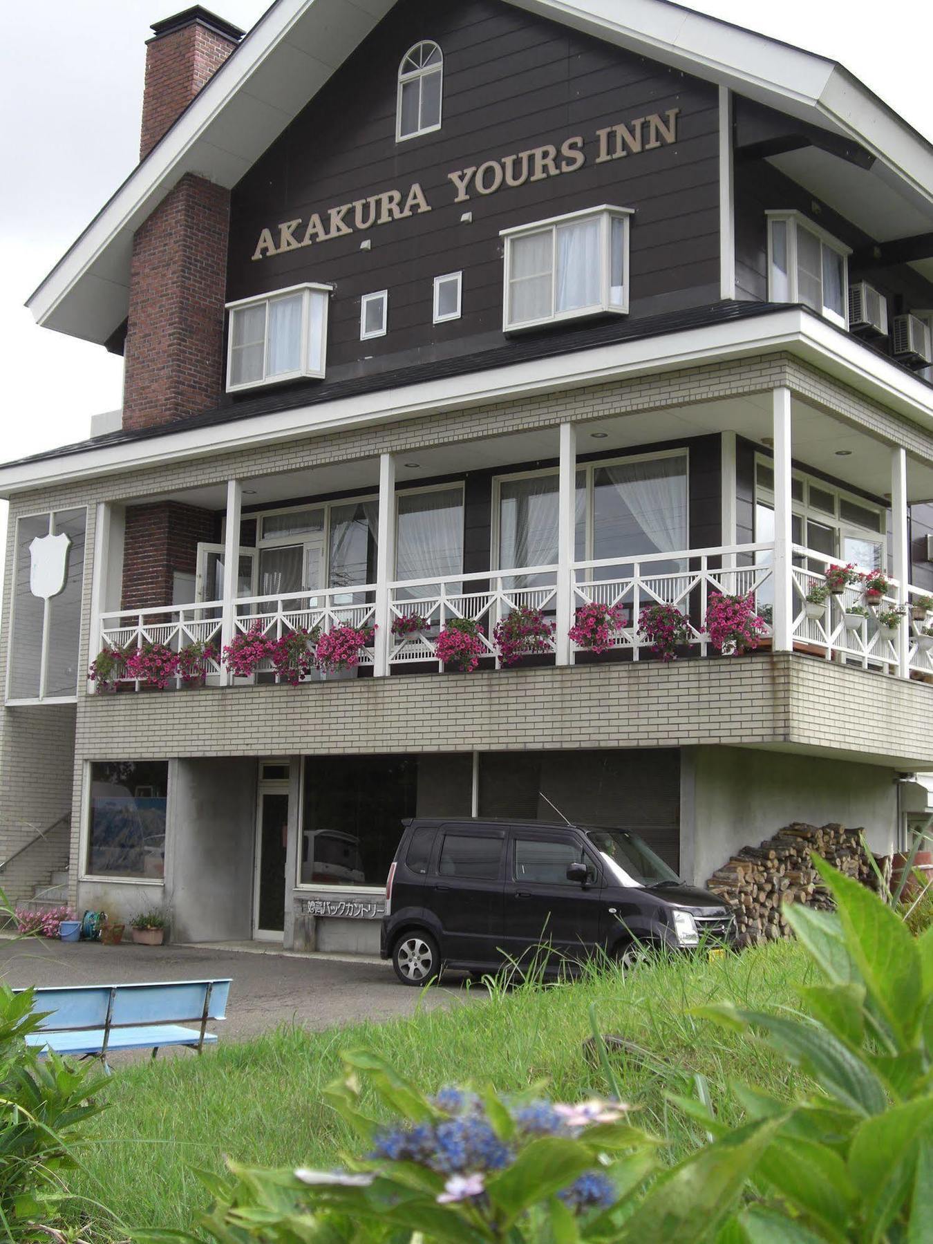 Akakura Yours Inn Myoko Bagian luar foto