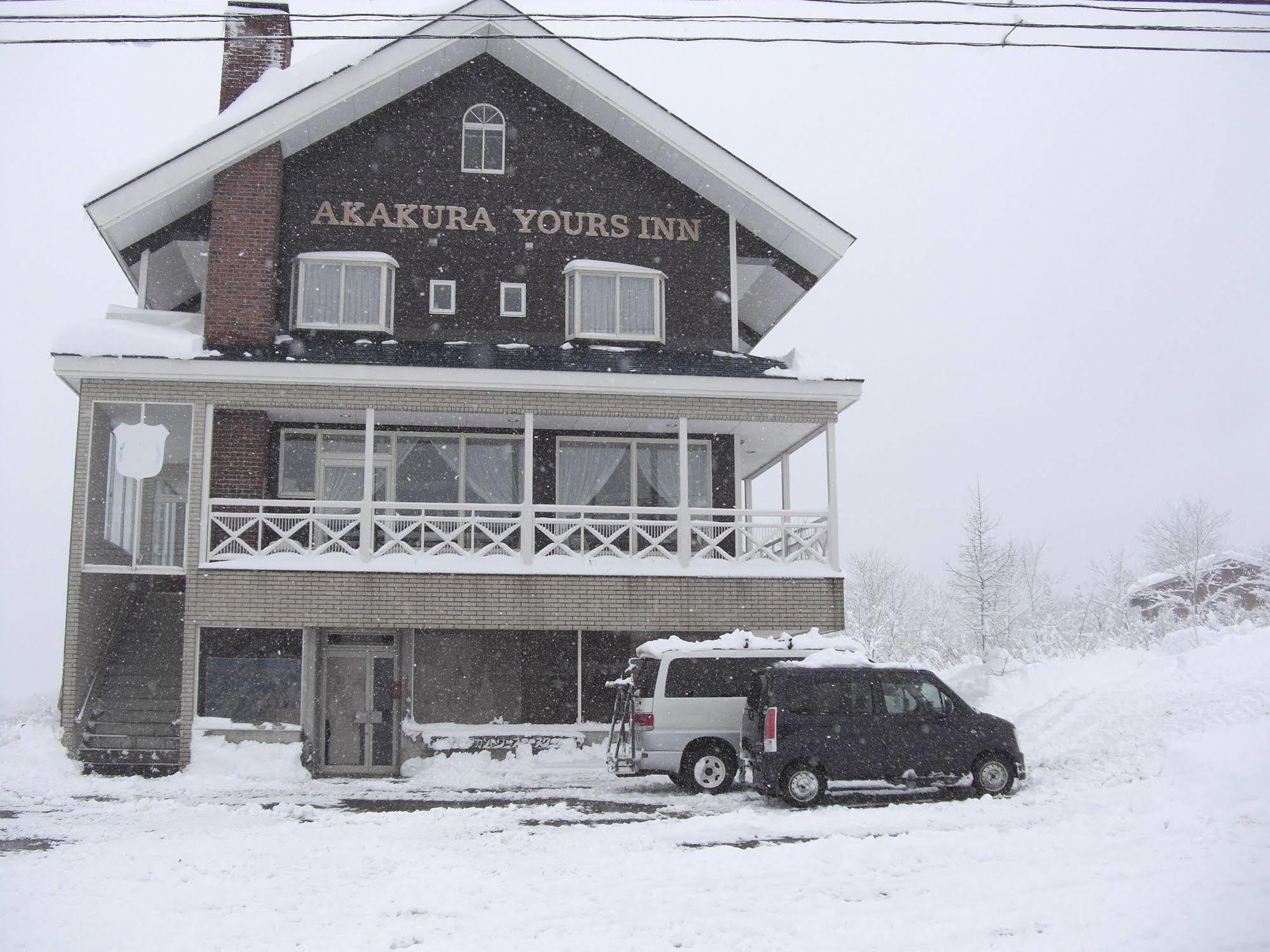 Akakura Yours Inn Myoko Bagian luar foto